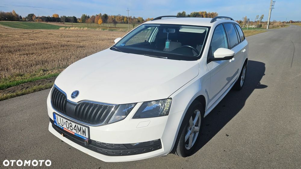 Skoda Octavia 1.6 TDI DSG Ambition - 10