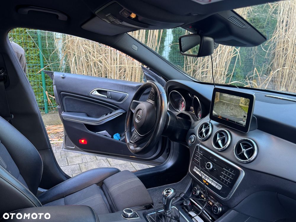 Mercedes-Benz CLA - 8