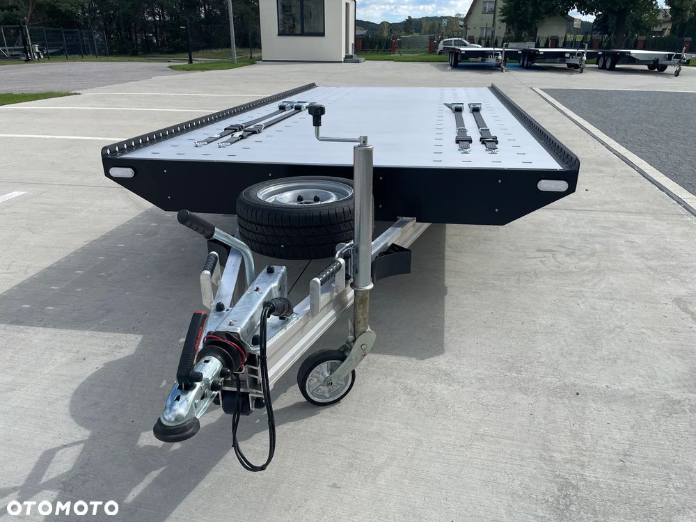 Drival BLACK LINE 4,5x2,1 DMC 2700kg - 11
