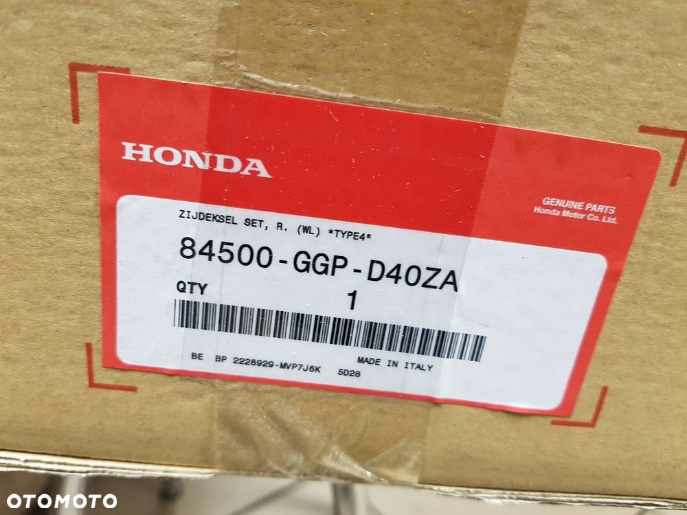 Osłona owiewka Honda Vision 50  84500-GGP-D40ZA - 10