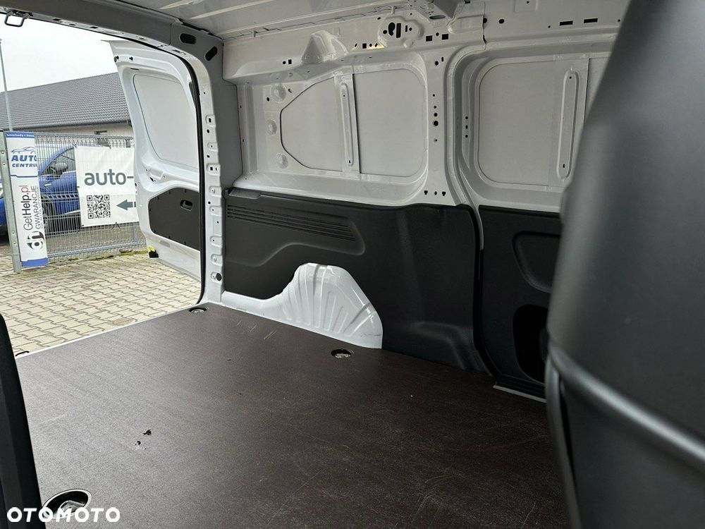 Peugeot Partner - 11