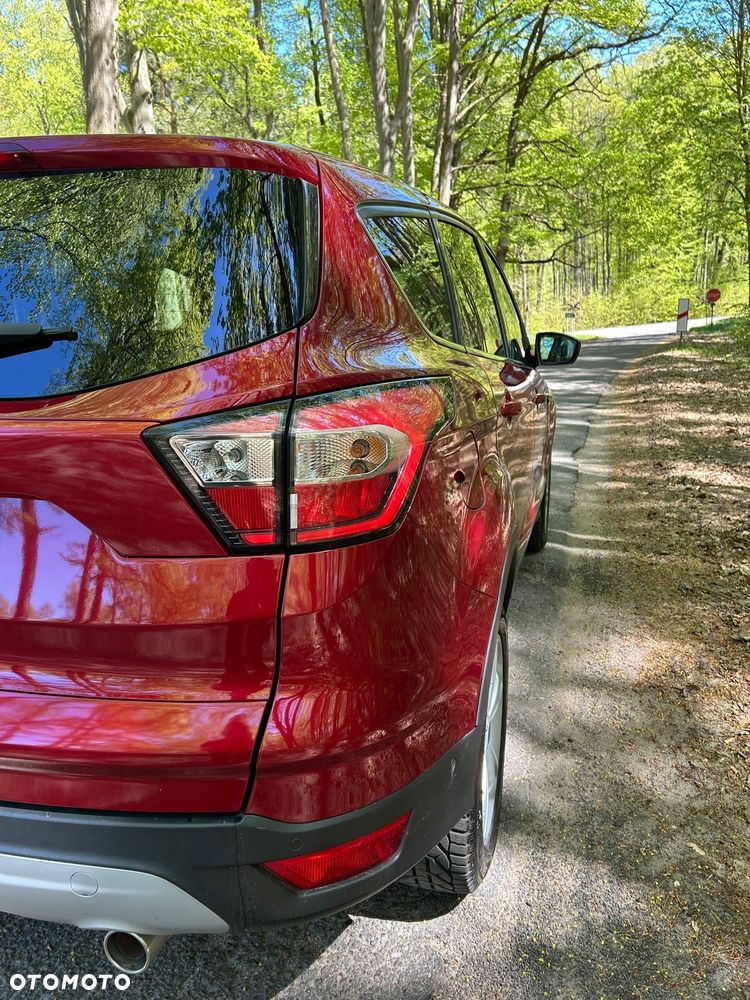 Ford Kuga 2.0 TDCi 2x4 Titanium - 6