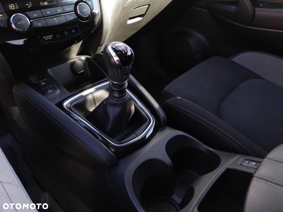 Nissan Qashqai - 15