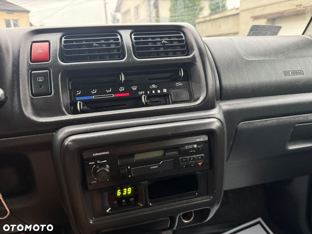 Suzuki Jimny 1.5 DDiS Club - 10