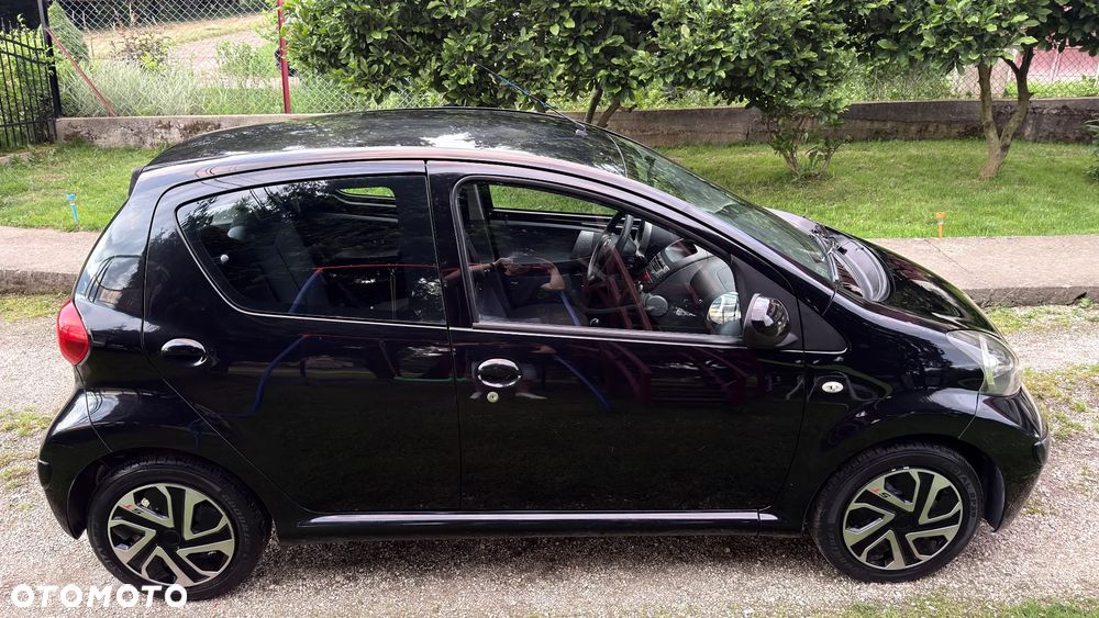 Toyota Aygo City - 6