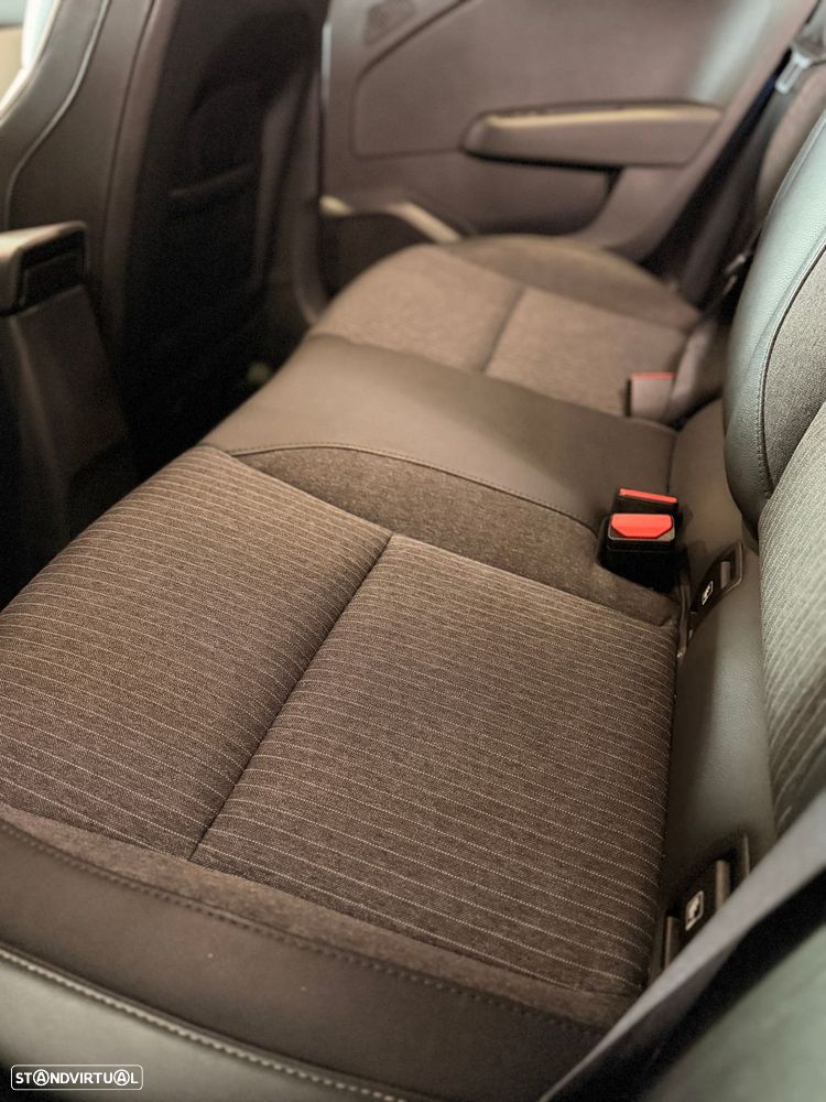 Renault Clio 1.0 TCe Techno - 47