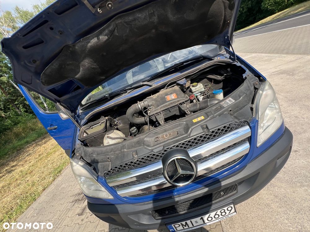 Mercedes-Benz Sprinter - 15