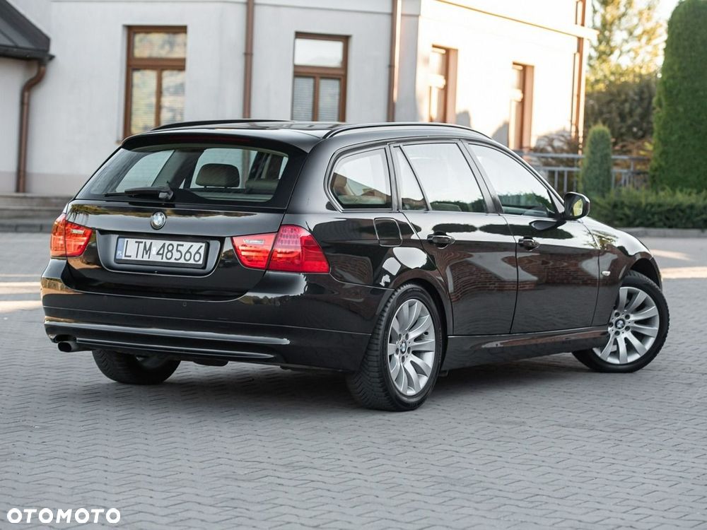 BMW Seria 3 318d Sport Line - 17