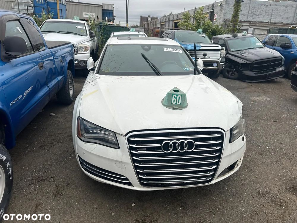 Audi A8 4.2 FSI L Quattro - 2