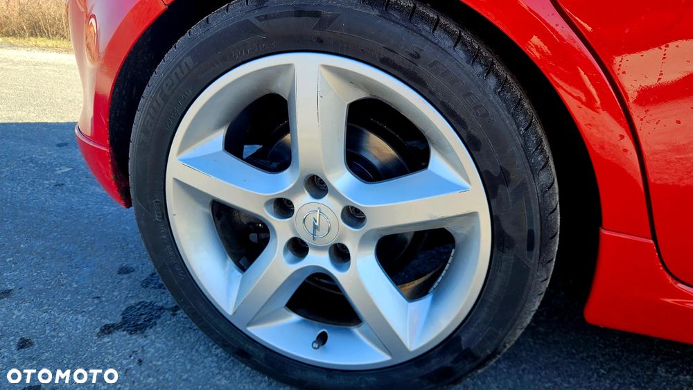 Opel Corsa 1.6 Turbo GSi - 14