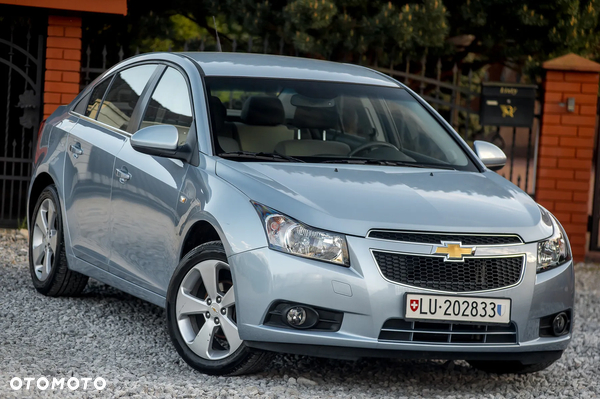 Chevrolet Cruze 1.8 LT+