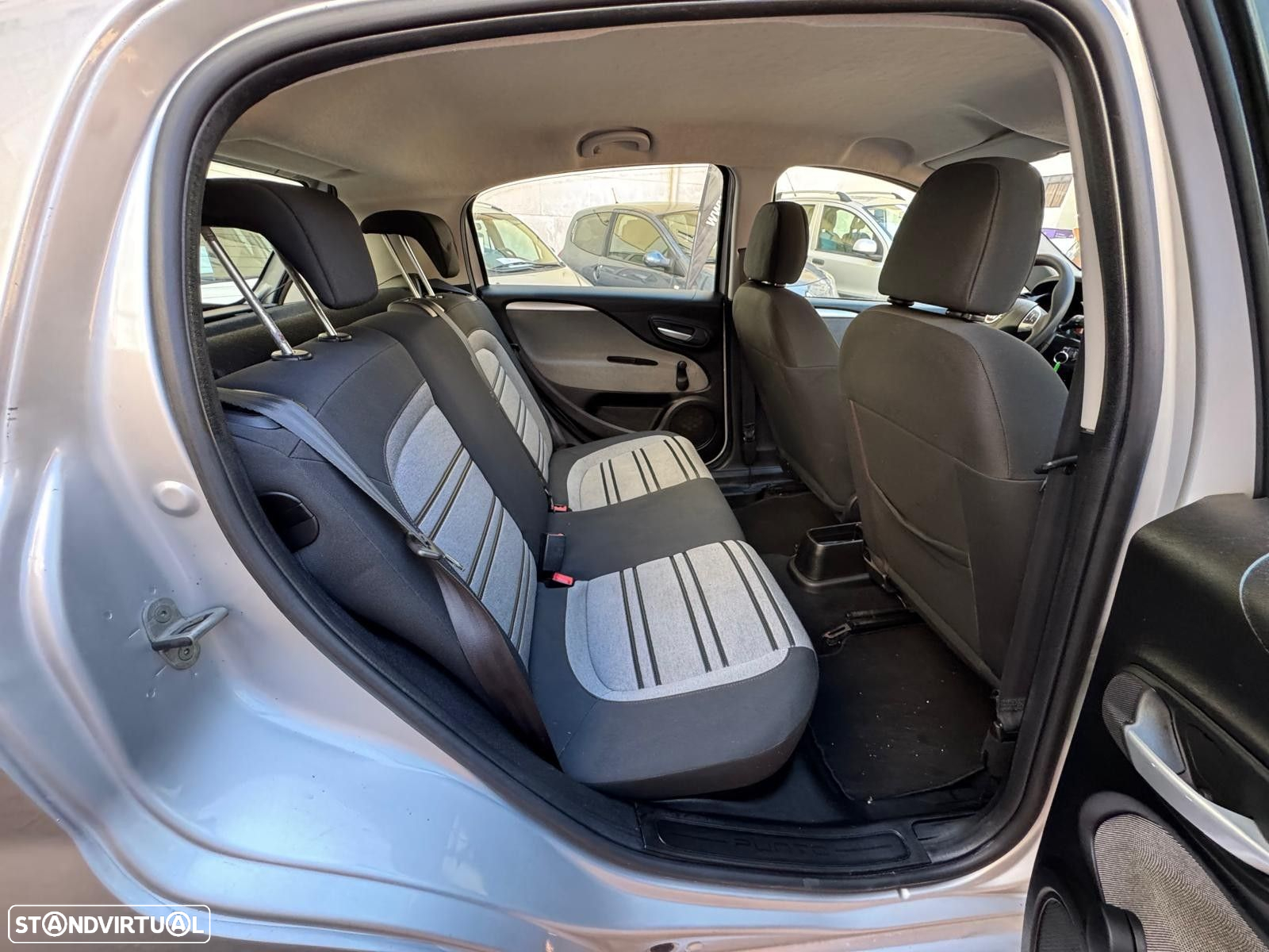 Fiat Punto Evo 1.3 M-Jet Dynamic - 14