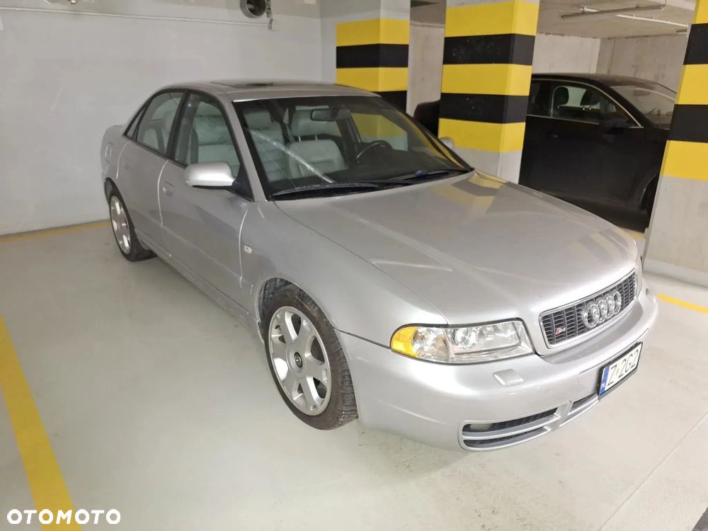 Audi S4 Limousine - 1