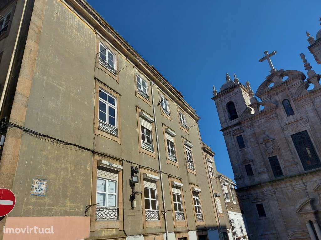 Prédio para reabilitar c/ projeto aprovado (Centro histórico) - Grande imagem: 2/12