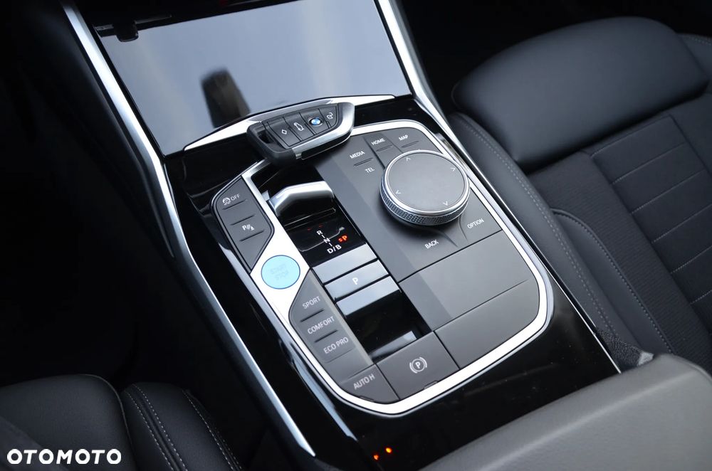 BMW i4 83.9kWh eDrive 40 - 26