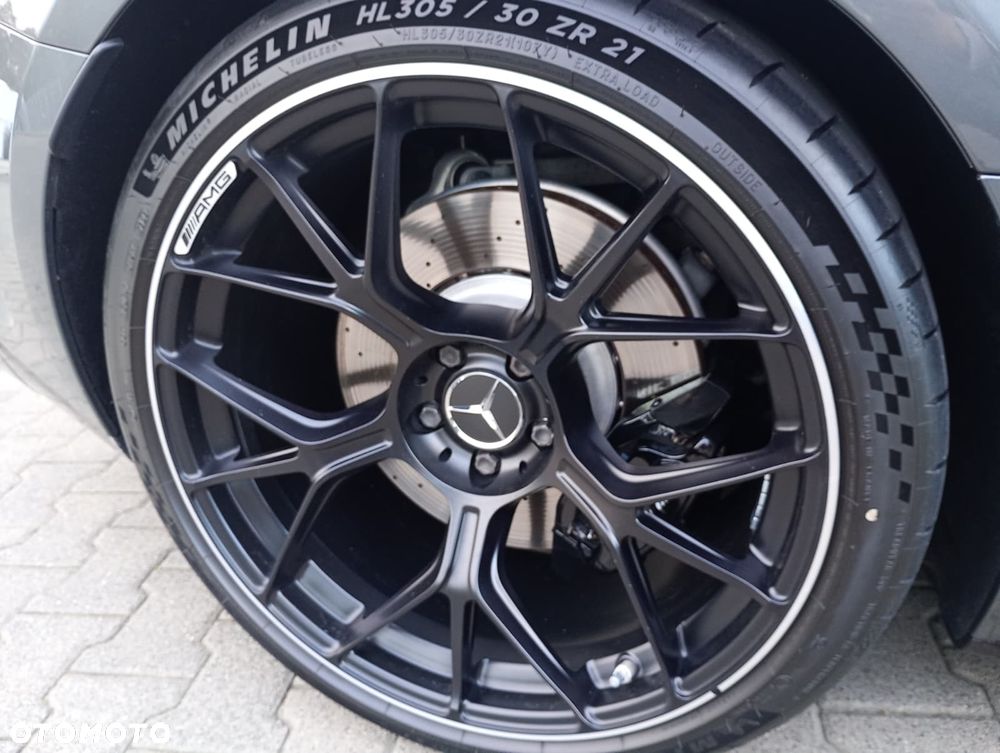 Mercedes-Benz AMG GT - 14