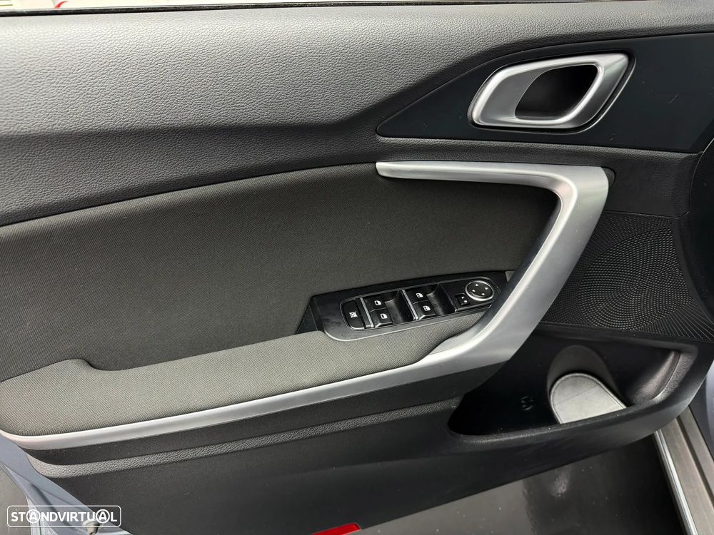 Kia XCeed 1.0 T-GDI Dynamic - 7