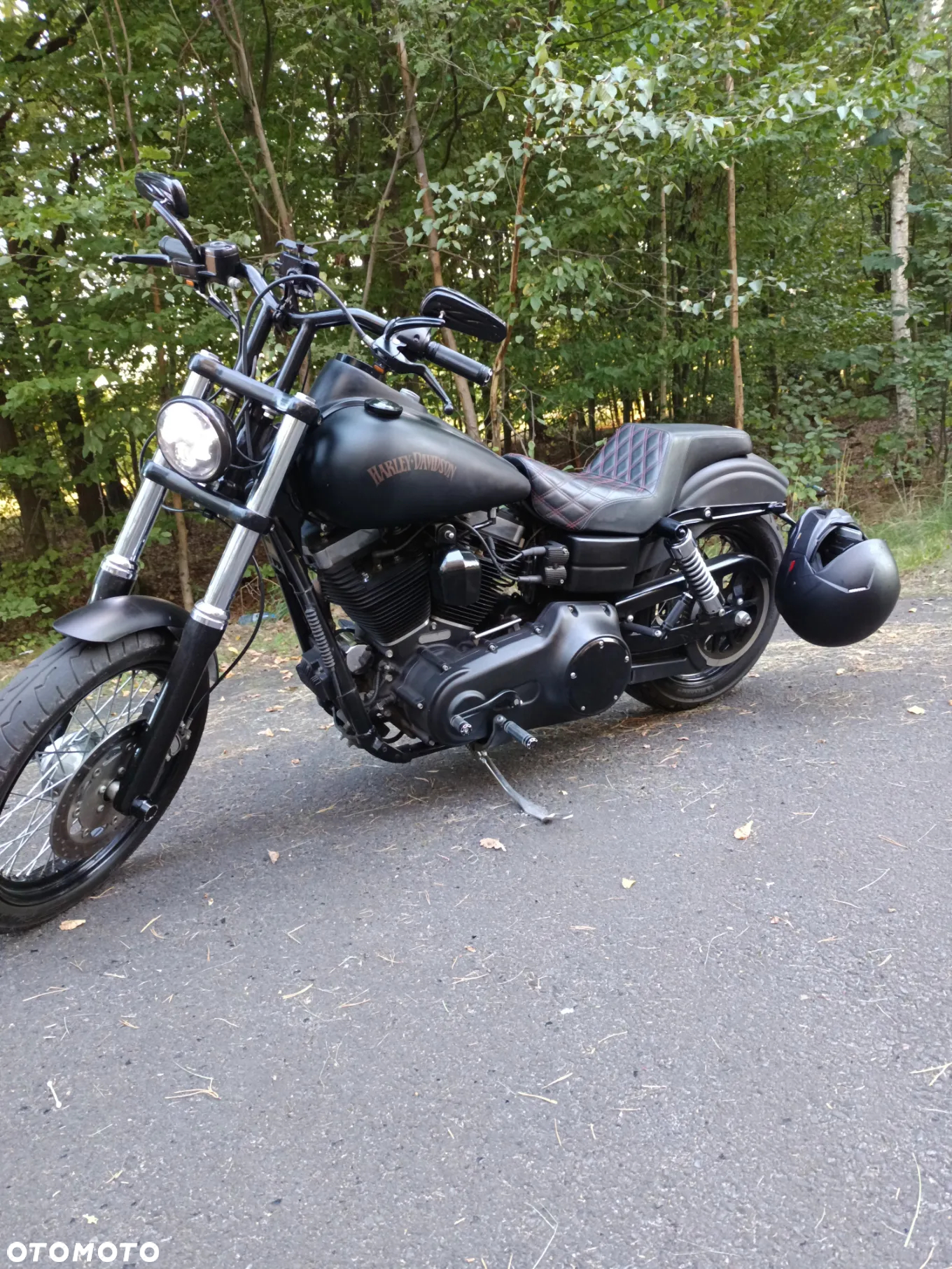 Harley-Davidson Dyna Street Bob - 7