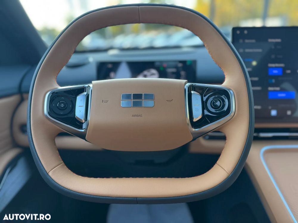 Geely Starray EM-i - 7