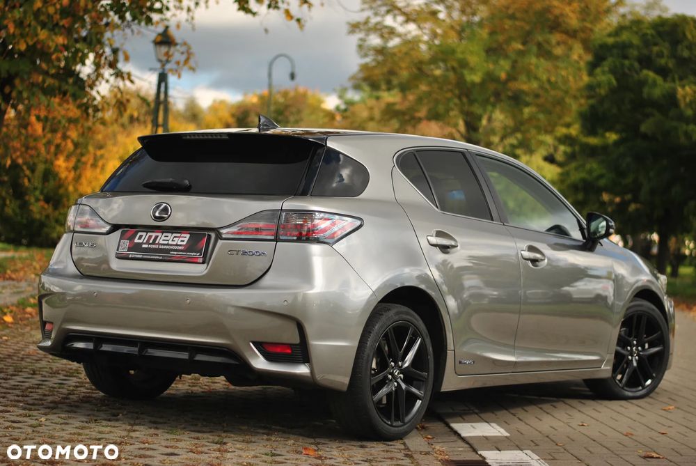 Lexus CT 200h Black - 4