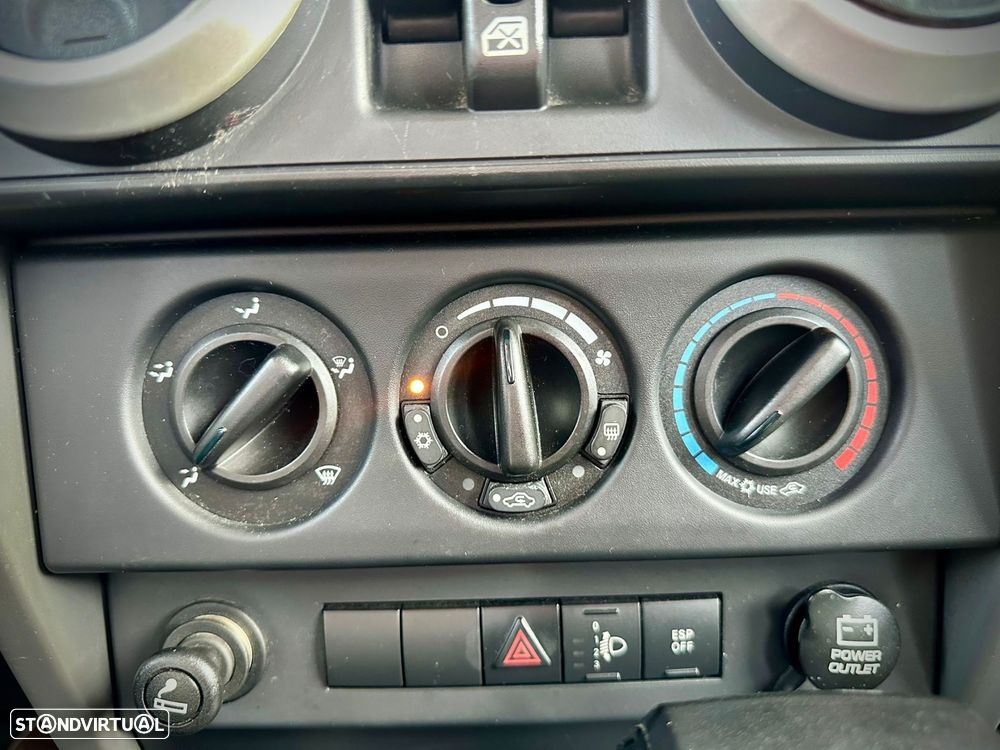 Jeep Wrangler Unlimited - 20