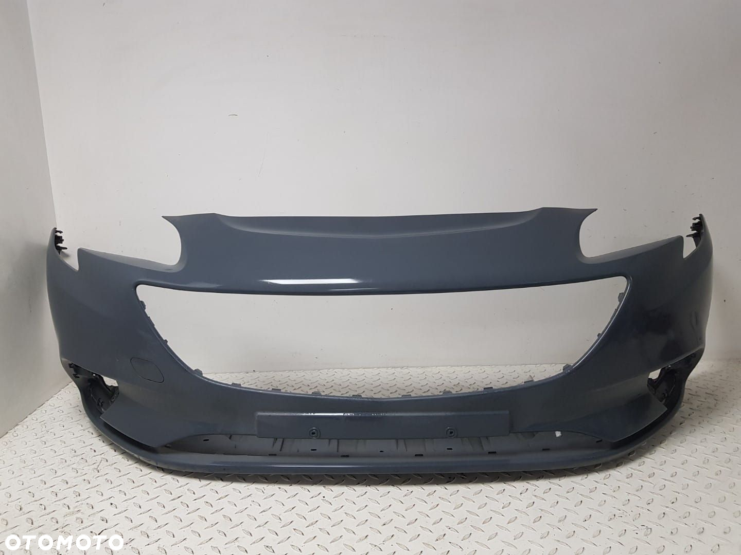 FABRYCZNIE NOWY ORYGINALNY ZDERZAK + MOCOWANIA PRZEDNI PRZÓD OPEL CORSA E 14-19 39003567 - 2