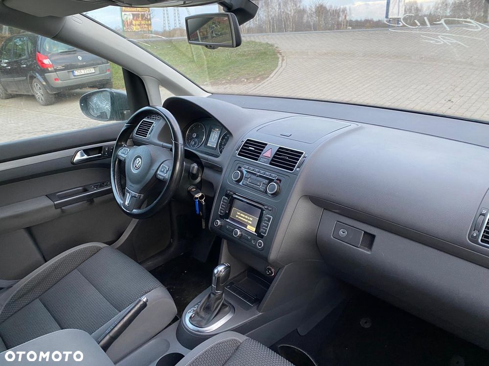 Volkswagen Touran 1.6 TDI DPF DSG Comfortline - 6