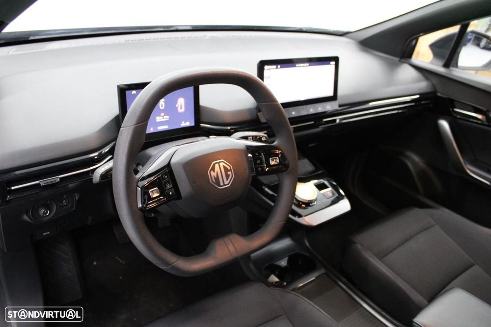 MG MG4 51 kWh Standard - 11