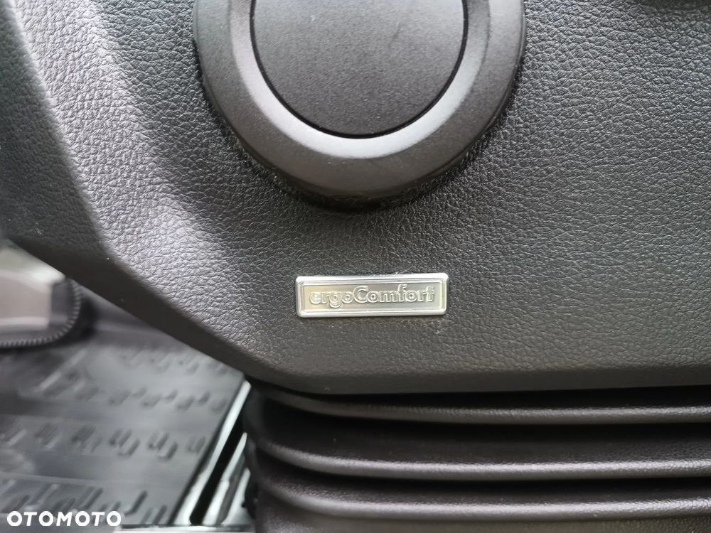 Volkswagen Crafter KONTENER+ winda ZEPRO (750kg) 2.0 diesel 177kM automat 2017 rok - 26