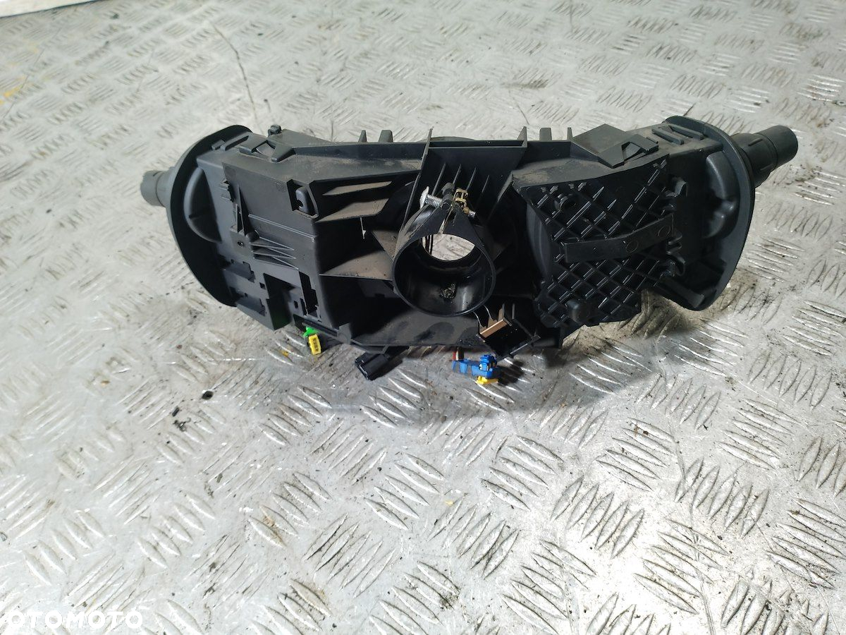 PRZEŁĄCZNIK ZESPOLONY RENAULT CLIO III ( 05-13 ) 8200245499 1.4 16V - 3
