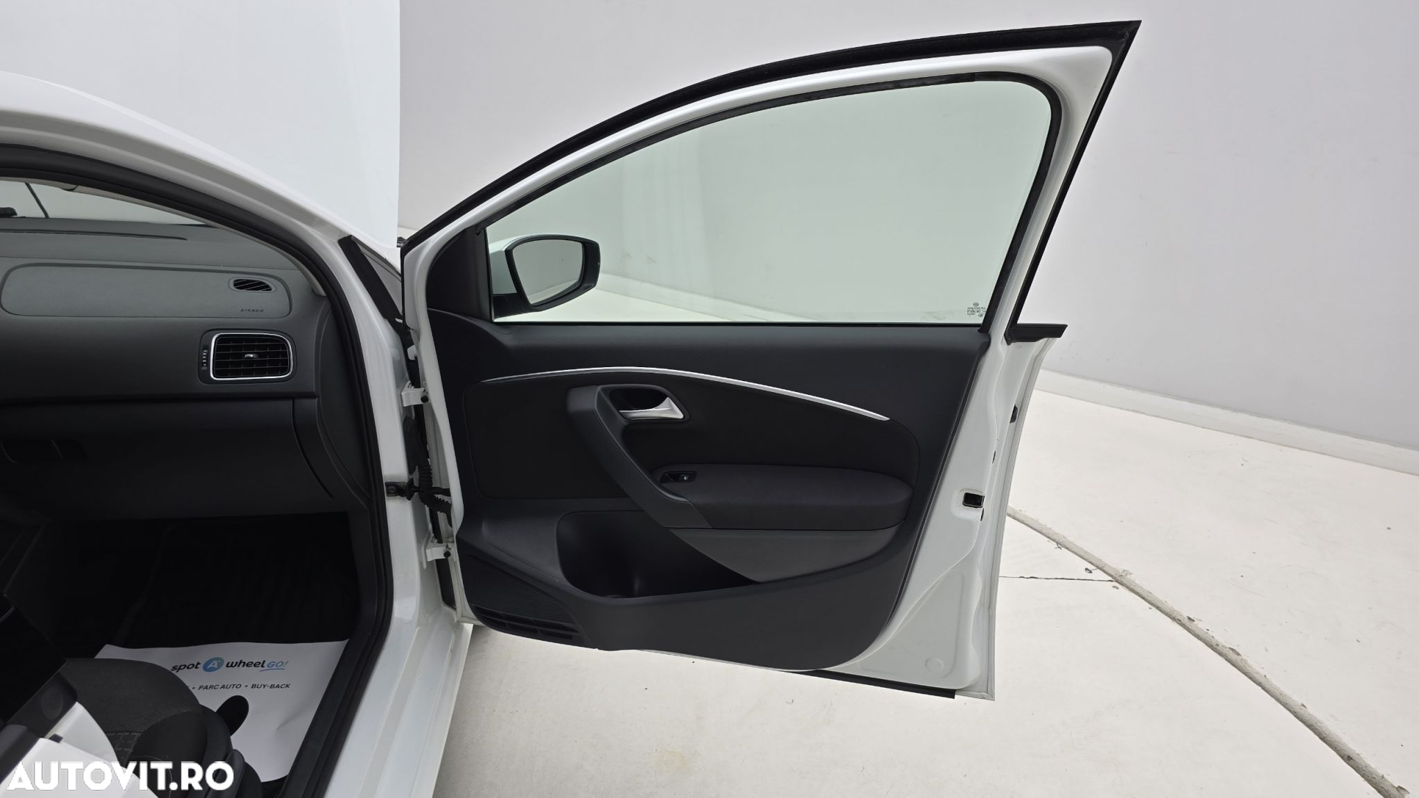 Volkswagen Polo - 18