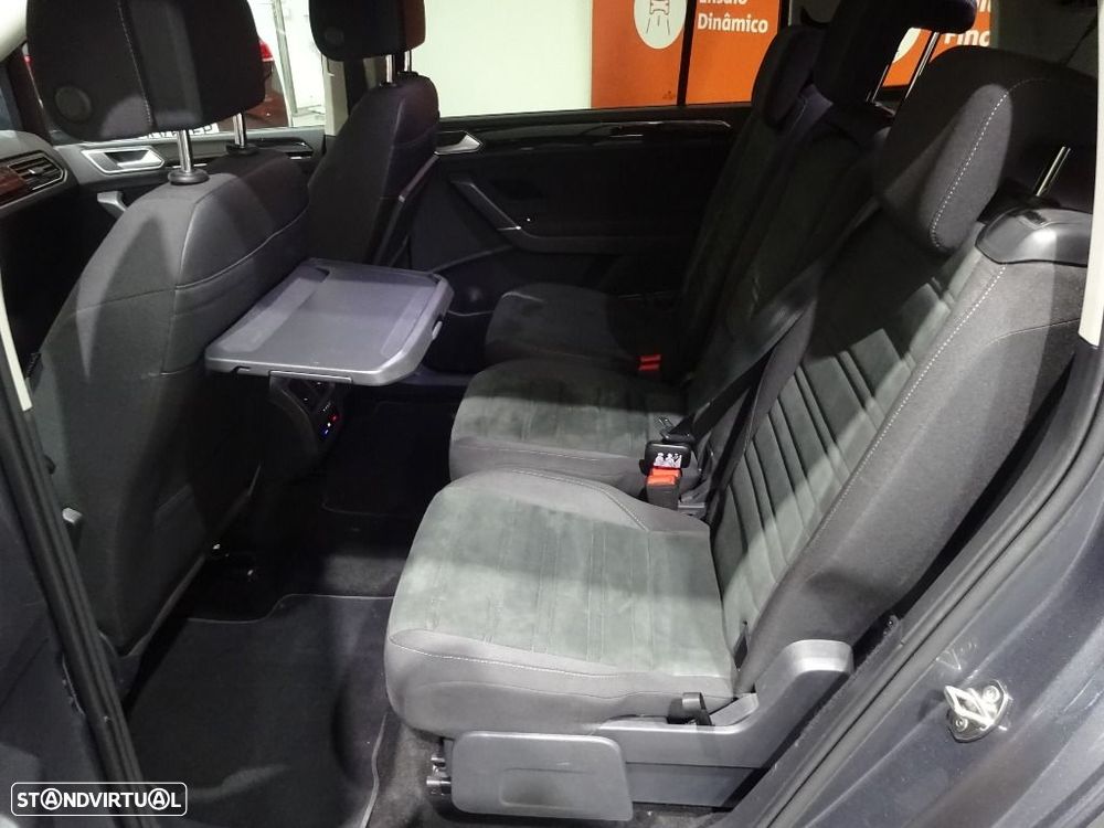 VW Touran 2.0 TDI Highline DSG - 31