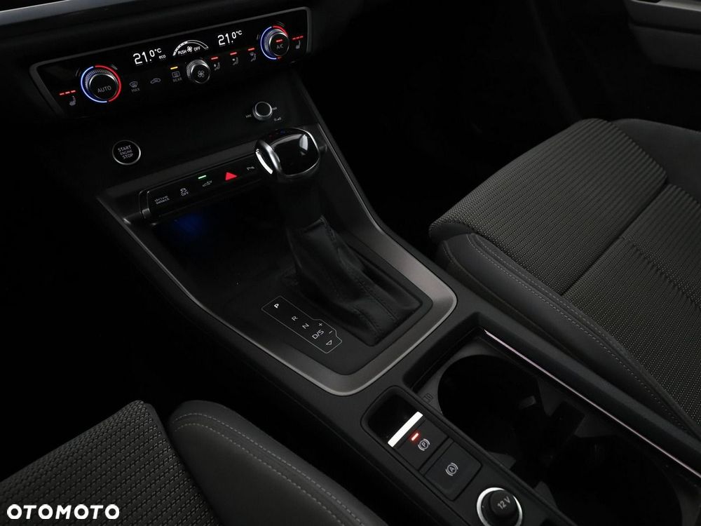 Audi Q3 45 TFSI e S Line S tronic - 33