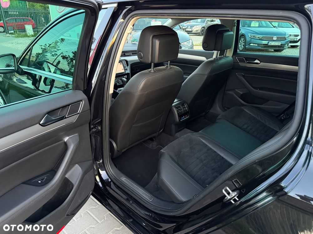 Volkswagen Passat 2.0 TDI Bi-Turbo BMT 4Mot Highline DSG - 30