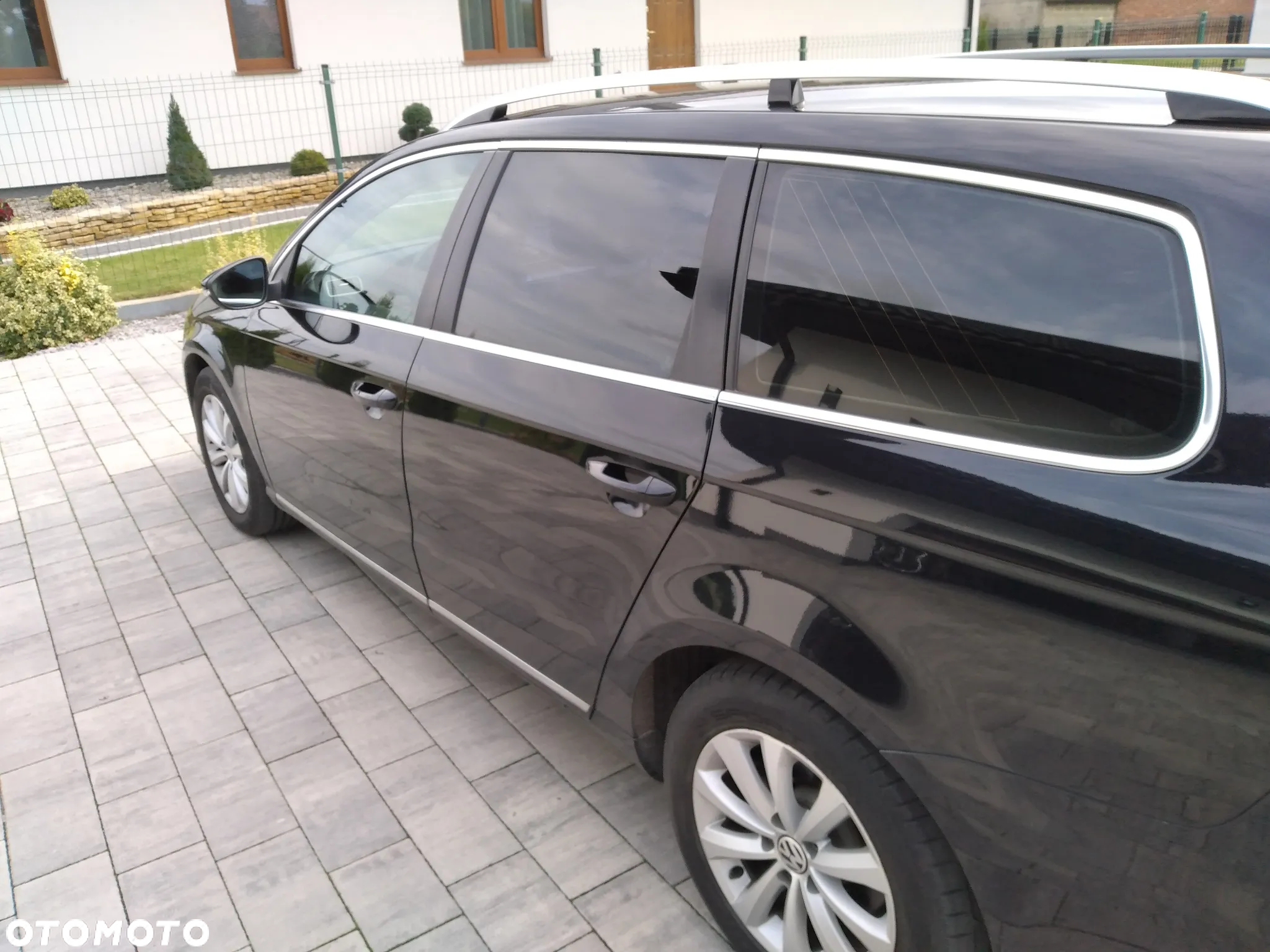 Volkswagen Passat 1.6 TDI Business Line - 3