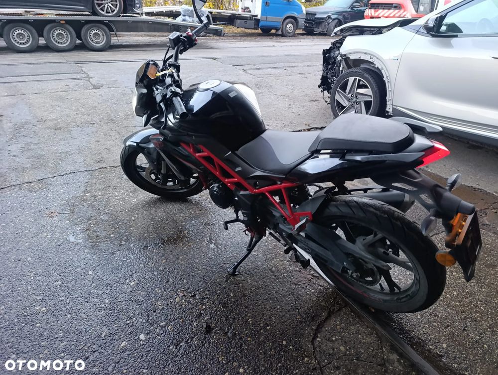 Benelli BN 125 - 6