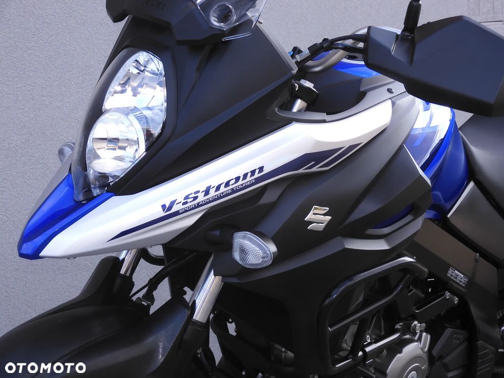 Suzuki V-STROM - 35