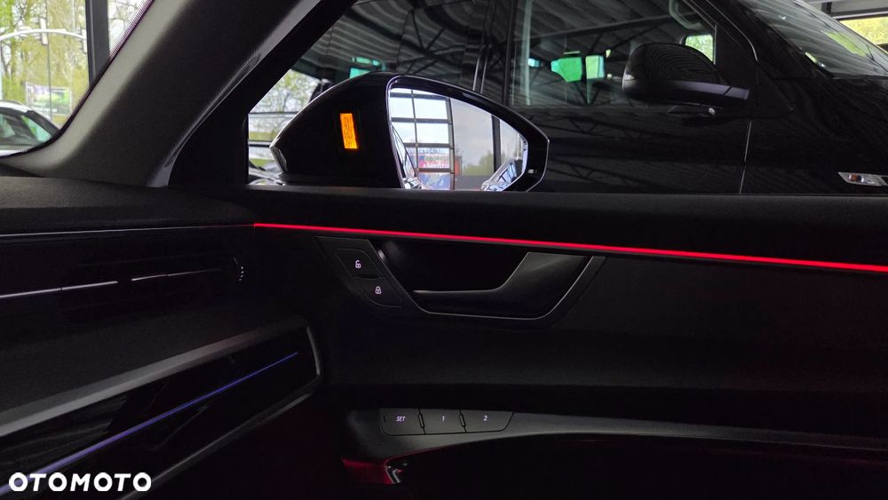 Audi A6 Avant 55 TFSI e quattro S tronic S line - 23