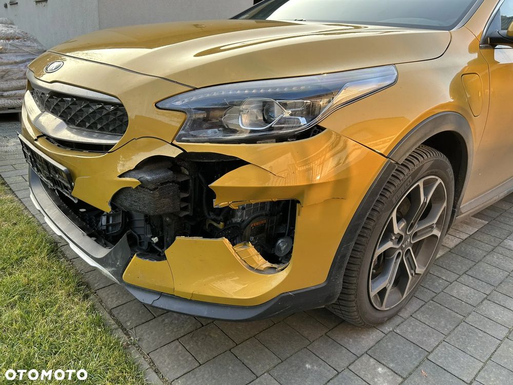 Kia XCeed ver-1-6-gdi-phev-l-dct - 24