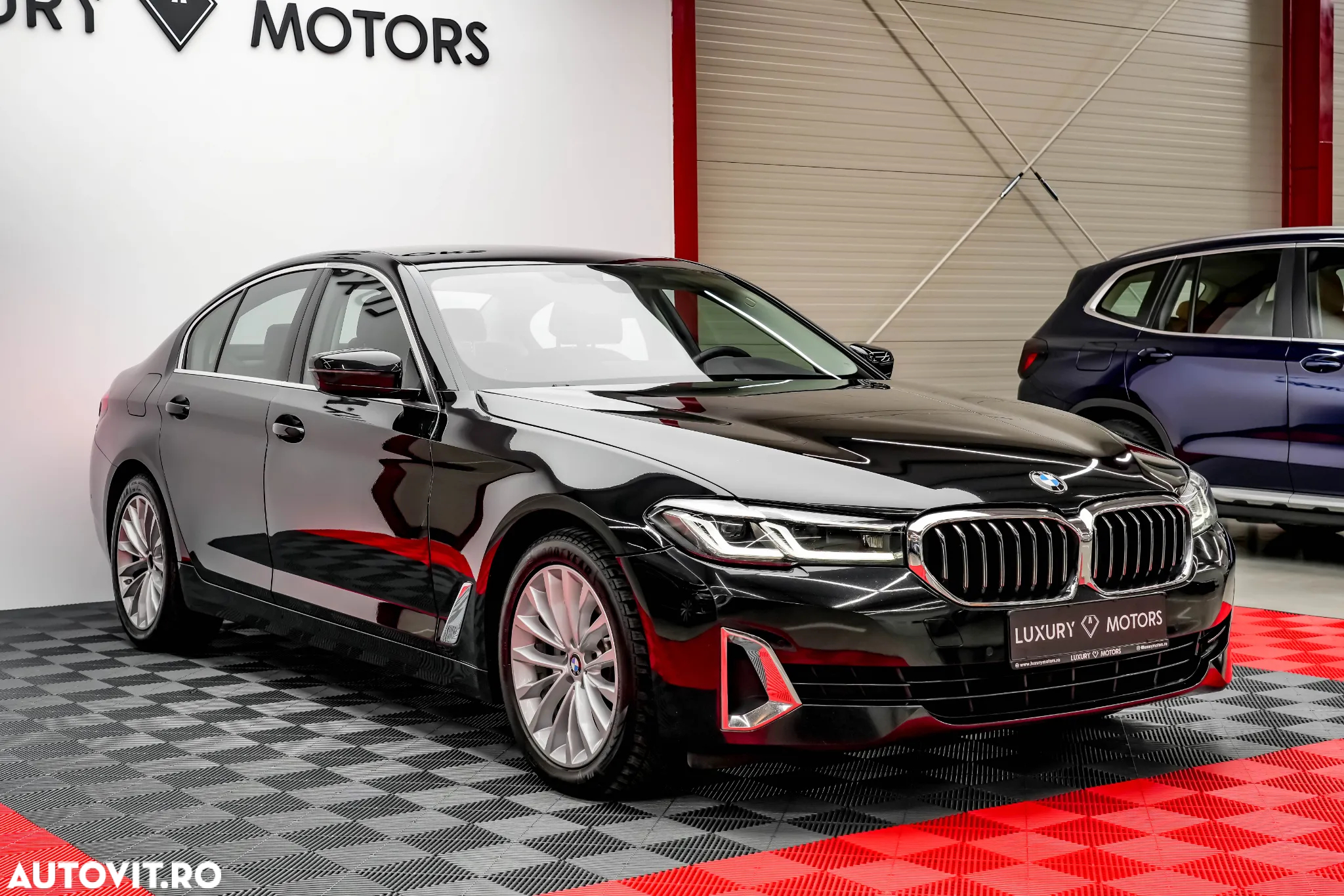 BMW Seria 5 520d Aut. Luxury Line - 39