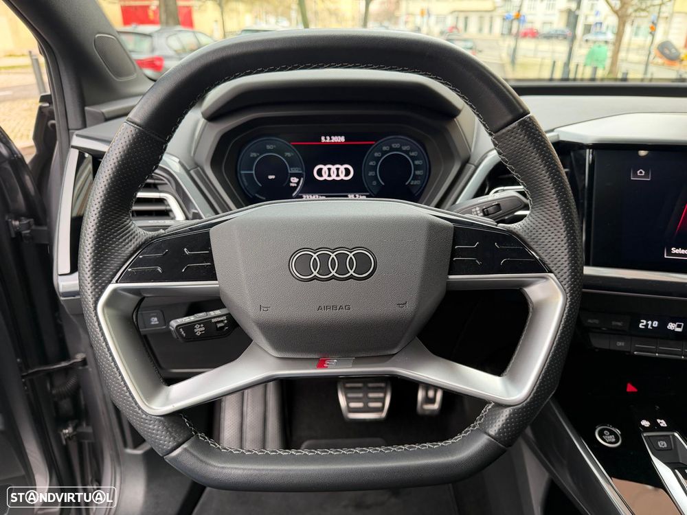 Audi Q4 e-tron 45 82 kWh SE Business Plus - 24