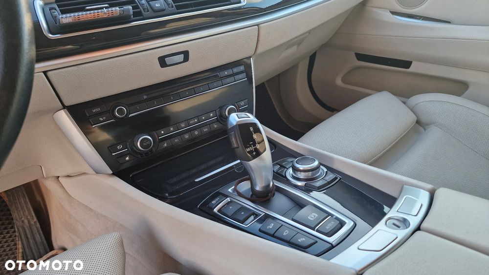 BMW 5GT 535d - 13