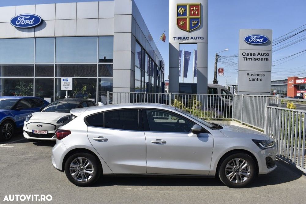 Ford Focus - 9