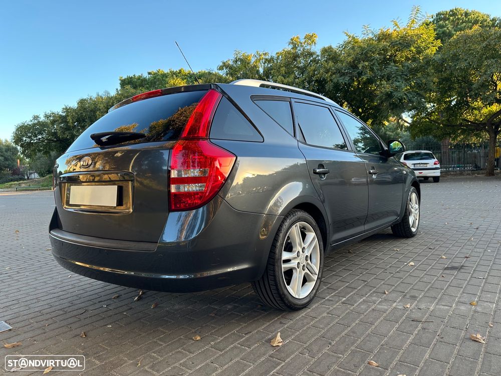 Kia Ceed SW 1.6 CRDi TX - 6