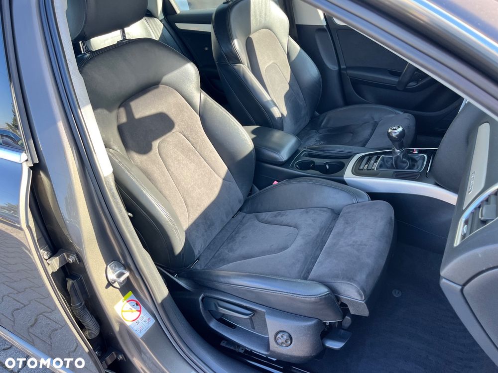 Audi A4 Avant 2.0 TDI DPF quattro S line Sportpaket - 18