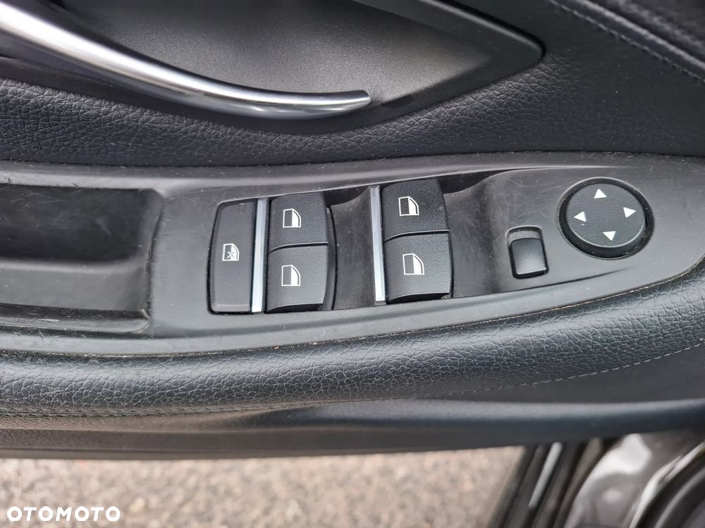 BMW Seria 5 - 24