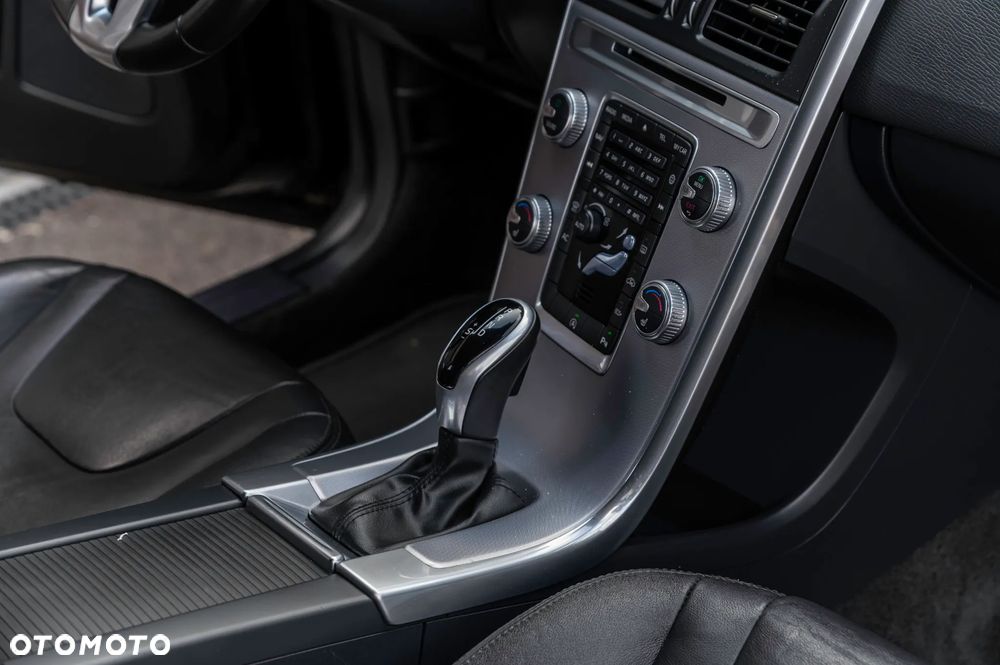 Volvo XC 60 - 27