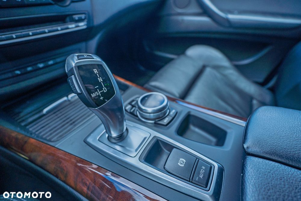 BMW X5 xDrive35i - 15
