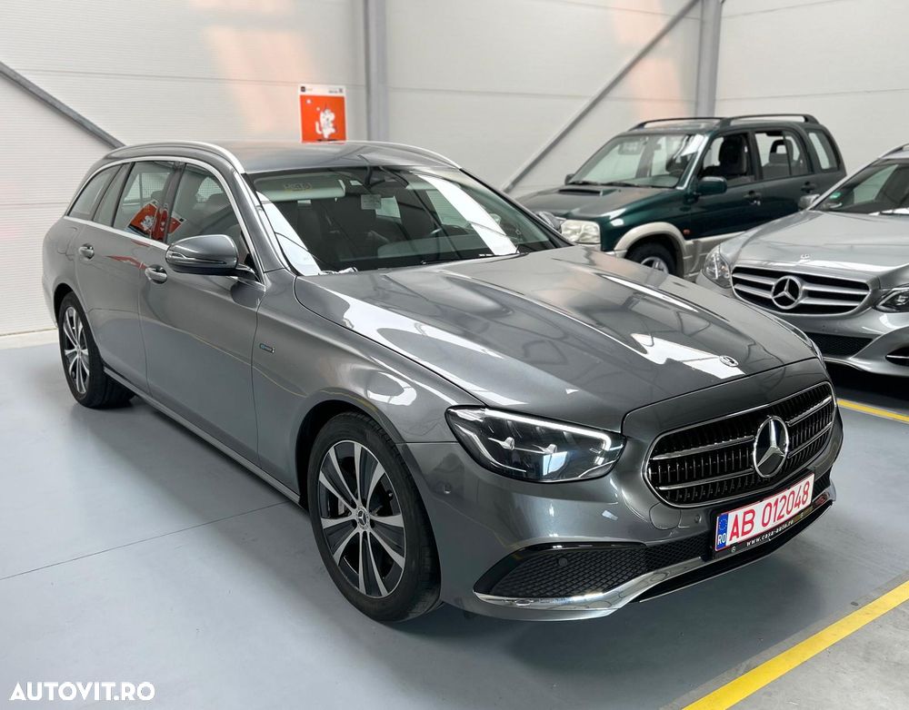 Mercedes-Benz E - 1