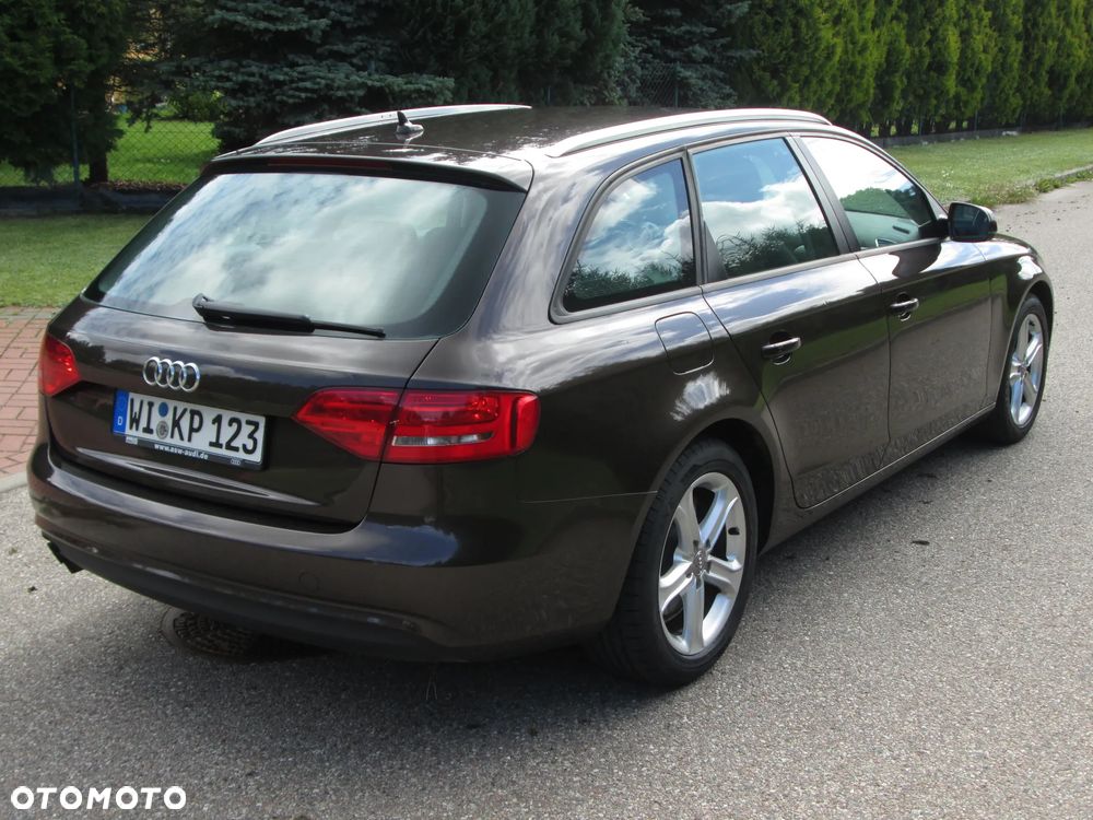 Audi A4 Avant 2.0 TDI DPF Ambition - 4